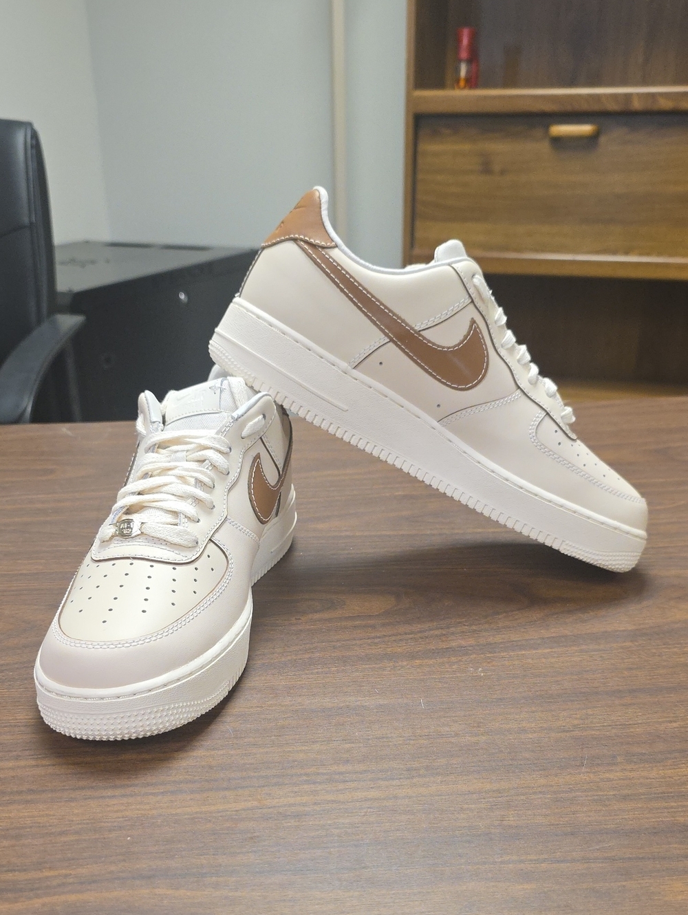 Nike Air Force 1 Low 07 Pearl White/ Pale Ivory/Light British Tan Men's 12.5